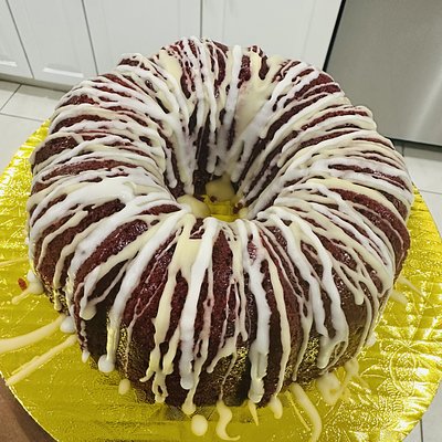 Red Velvet Cake With A Butter Glaze! 6 Cup Bundt❤️