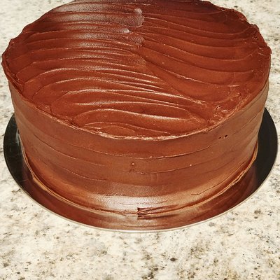 Chocolate Cake (Yellow or Chocolate)