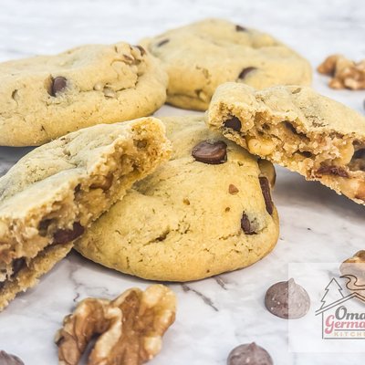 Thick-and-Chewy Chocolate Chip Walnut Cookies (dozen)