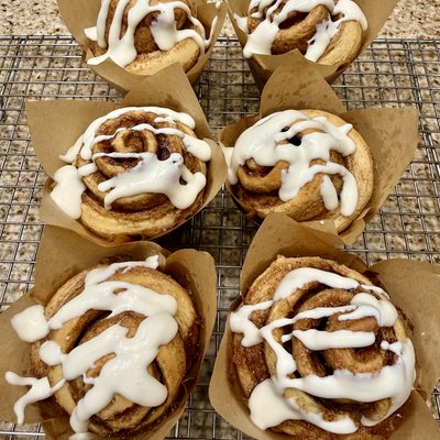 4 Pack- Cinnamon Roll Sourdough Muffin