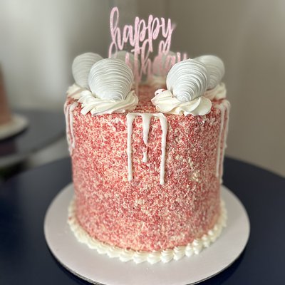 Strawberry Crunch Cake