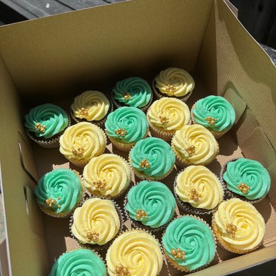 Custom Cupcakes 