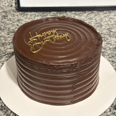 8 Inch Traditional Dessert Cakes