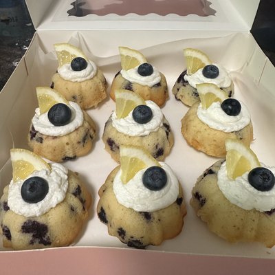 Custom Bundtlets