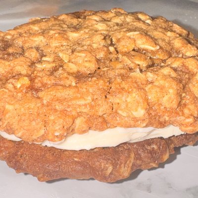 Oatmeal Cream Pie