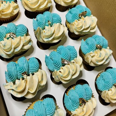 Custom Dozen Signature Jumbo Cupcakes 