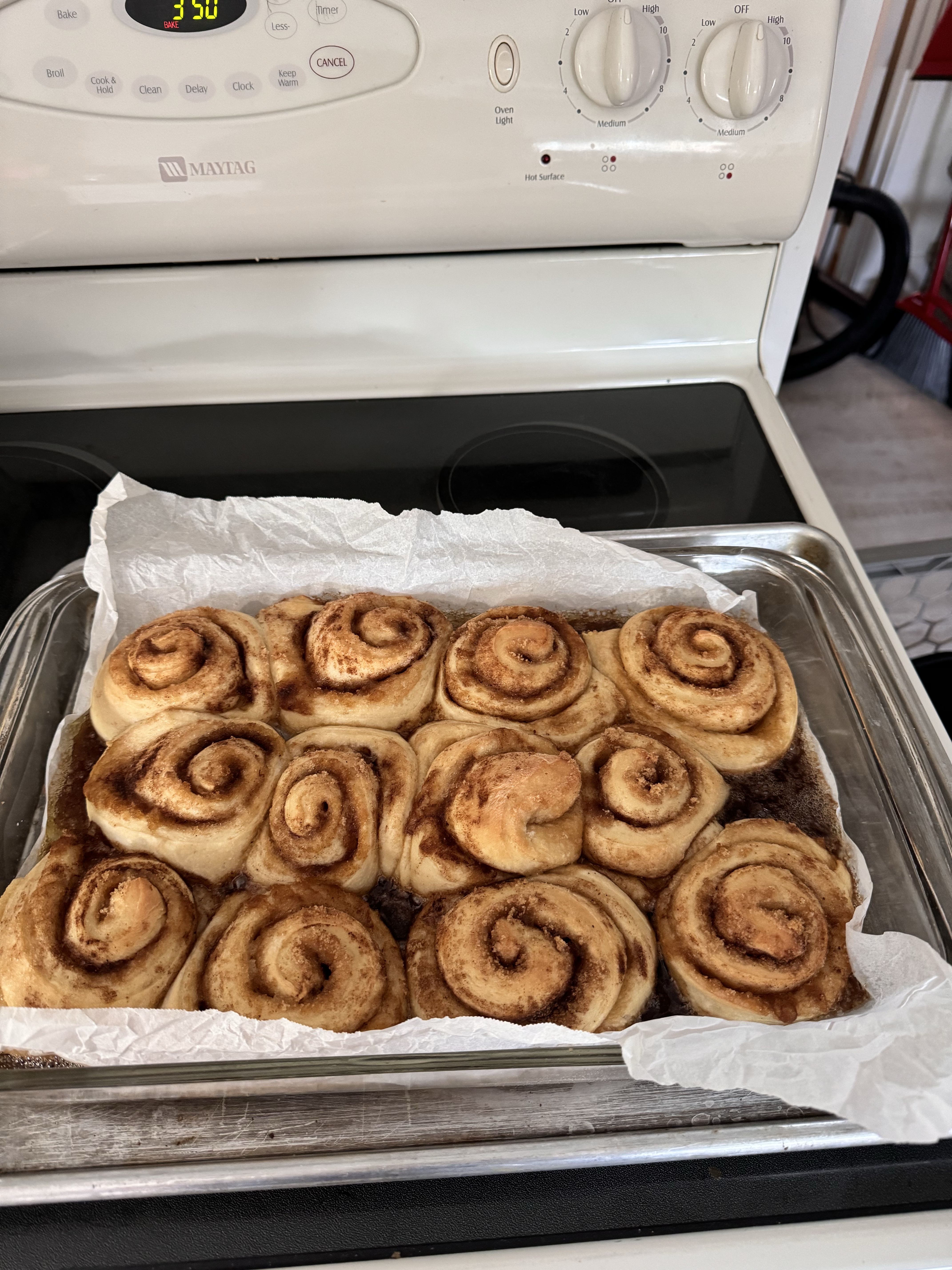 Sourdough Cinnamon Rolls 6ct