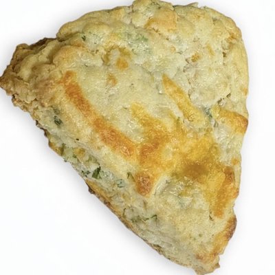 Savory Cheddar & Chives Scones(6)