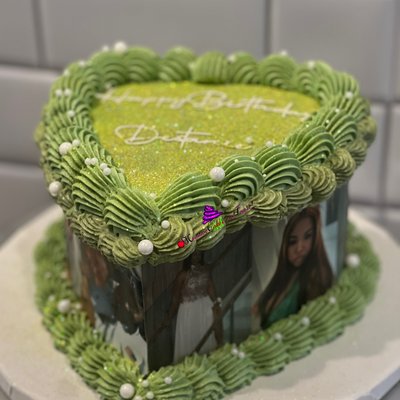 6" 2 Layers (serves 10-12)