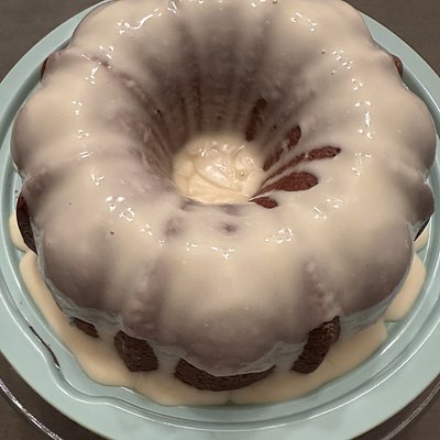 Strawberry Cream Cheese Pound Cake 🍓