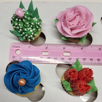 Mini Cupcakes 12 Box