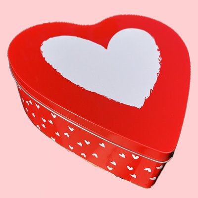 Large Red/White Heart Tin 