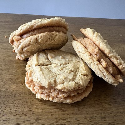 Peanut Butter Cream Pie 1 Dozen