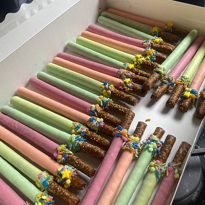 Party Size Order Of Chocolate Covered Pretzels (20 Ct.)