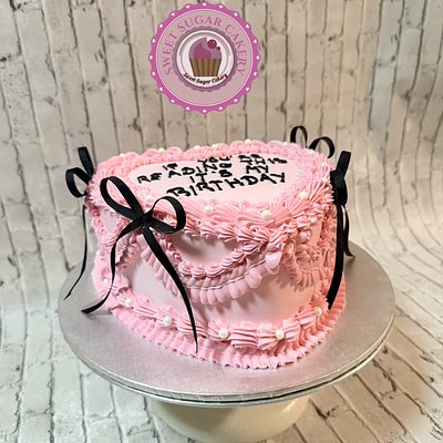 Vintage Style Heart Cake 8”