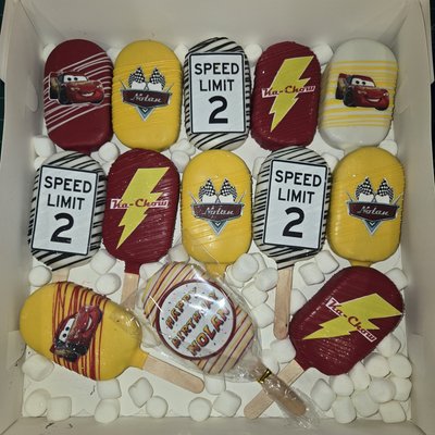 Cakesicles 