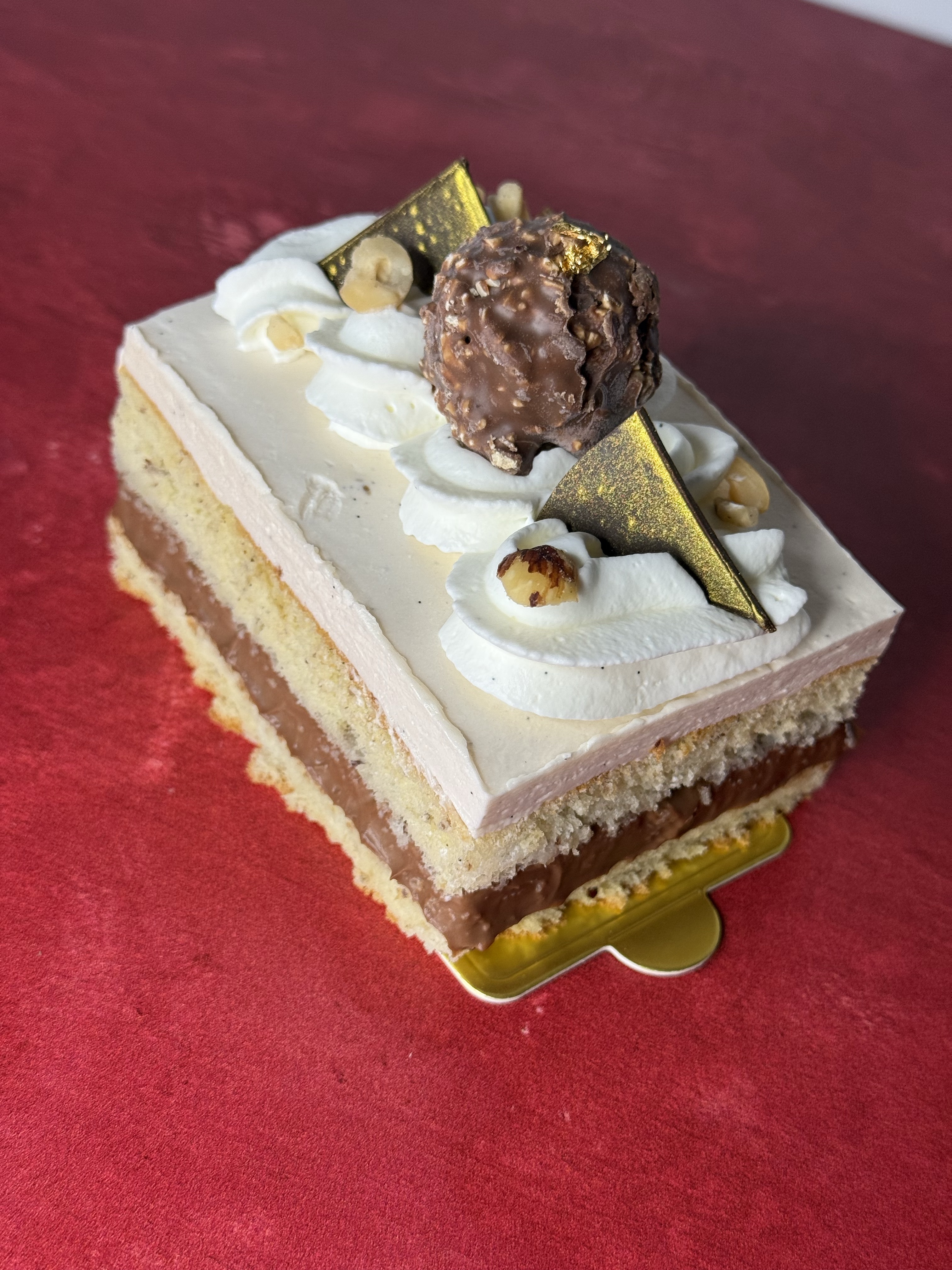 Ferrero Chiffon 