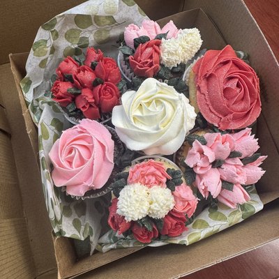7 Cupcake Bouquets 