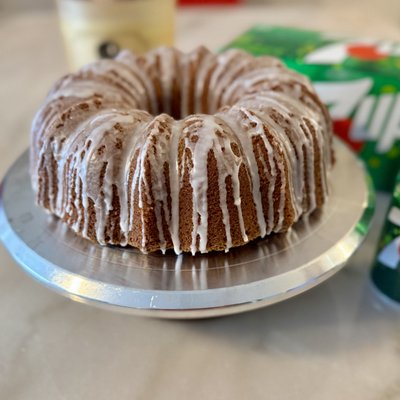 7-Up Pound Cake