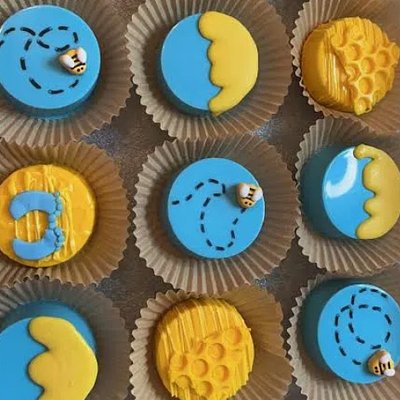 Custom Dozen Chocolate Covered Oreos 