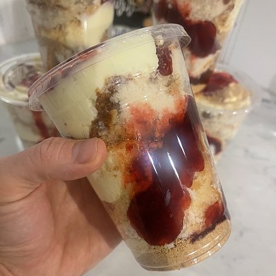 Strawberry Cheesecake Cake Cup