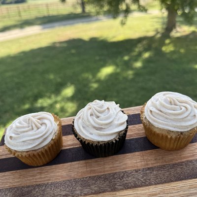 1/2 Doz. Apple Crisp Cupcakes 